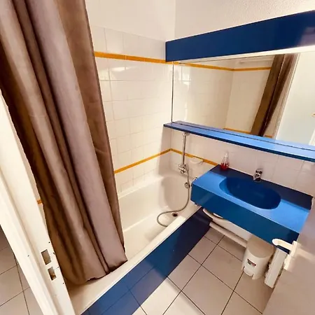 Cap Esterel Vue Piscine Et Ref C2 308 アパート